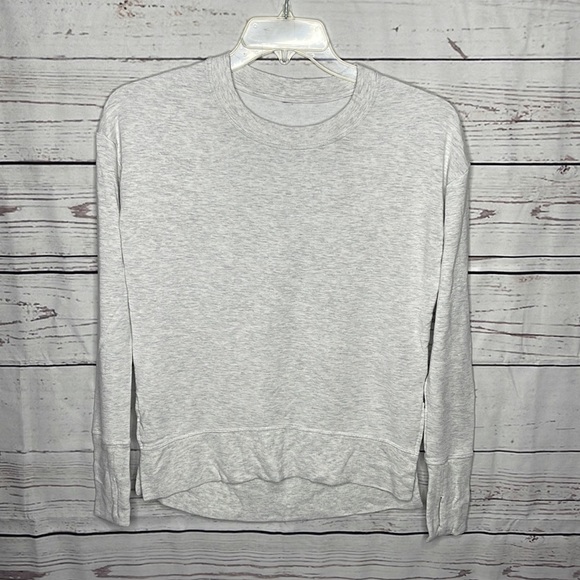 Athleta Tops - Athleta HiLo Thin Sweatshirt w/a Thumbholes Sz XXS!